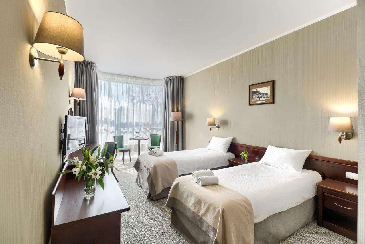 Hotel Olympic Wronki  Eksteriør bilde